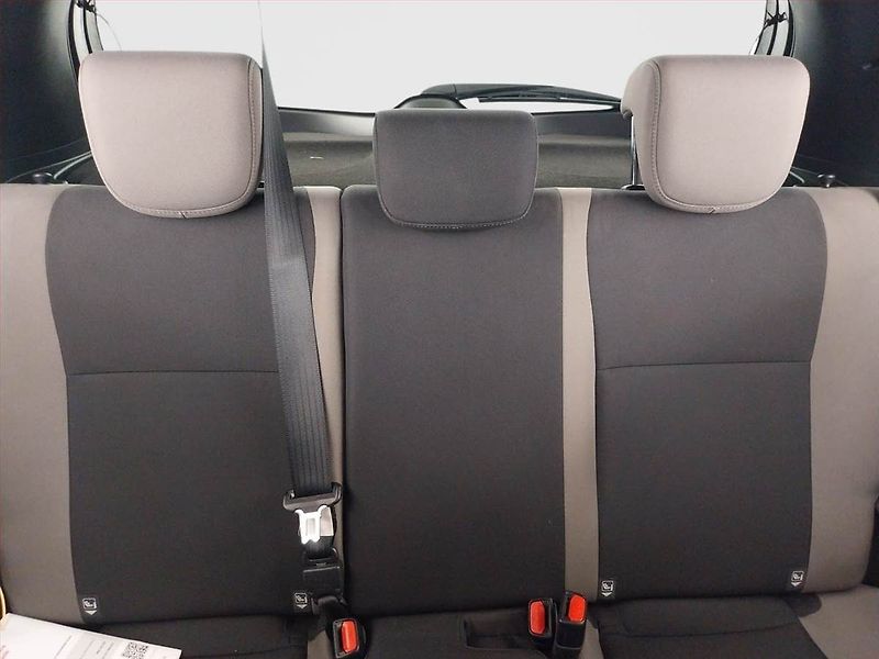 Toyota Yaris (2019) Style 1.5 Hybrid, Automat - fotka 10 z 24