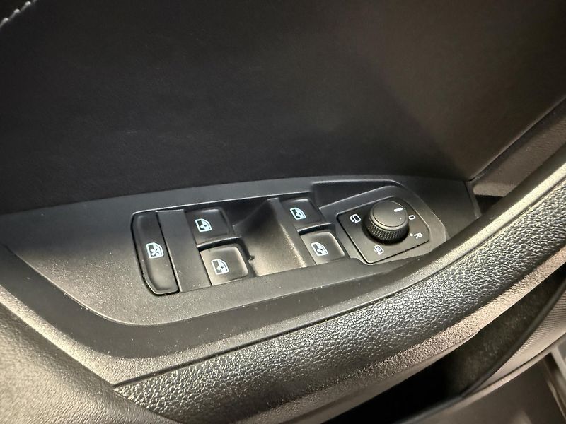 Škoda Kodiaq 2.0 TDI 147 kW Style 4x4 DSG - fotka 9 z 15