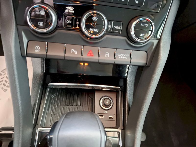 Škoda Karoq (2025) SELECTION TS 110/1.5 A7F - fotka 12 z 41