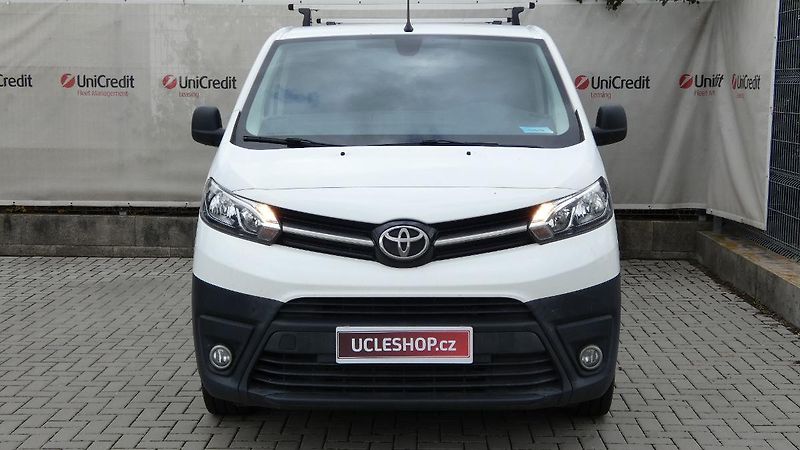 Toyota ProAce 2.0 D-4D 150k 1400kg L2 Crewca - fotka 2 z 23