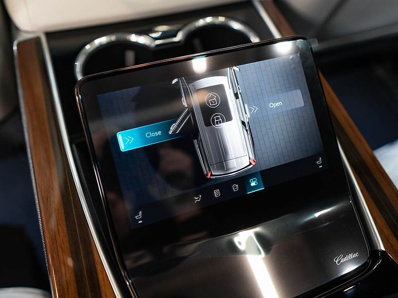 Cadillac Escalade (2026) 6.2 ESV Sport Platinum 2026 - fotka 45 z 50