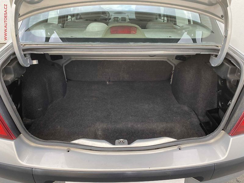 Renault Thalia (2005) 1.5dCi, ČR, TZ - fotka 7 z 14