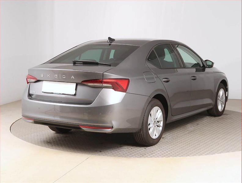 Škoda Octavia (2024) 2.0 TDI - fotka 5 z 15