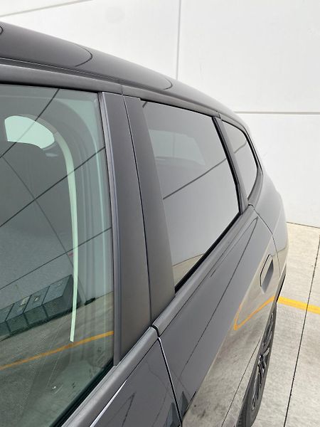 BMW iX1 (2023) SPORT 30, + zimní sada kol - fotka 8 z 27