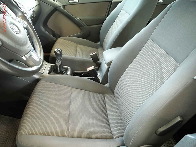 Volkswagen Tiguan (2014) 1.4 TSi, ČR, STK5/28 - fotka 9 z 21
