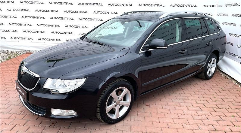 Škoda Superb 2,0 TDi,103kW,STK 6/28 - fotka 3 z 23