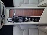 Volvo V60 D4 Cross Country AWD,ČR,1.Maj - náhled 37