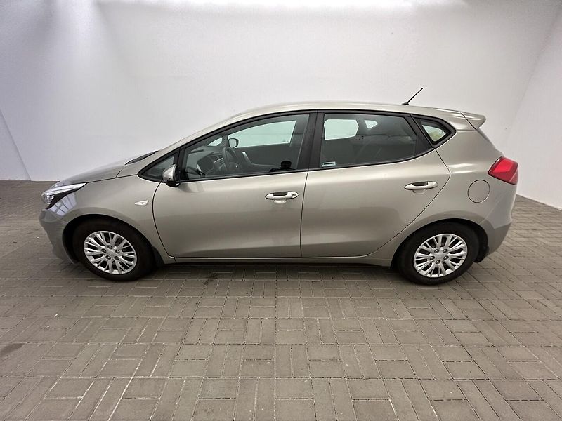 Kia Ceed 1.4 CVVT Comfort Plus - fotka 3 z 22