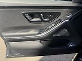 Mercedes-Benz Třídy S (2024) S 450d 4MATIC Long - náhled 33