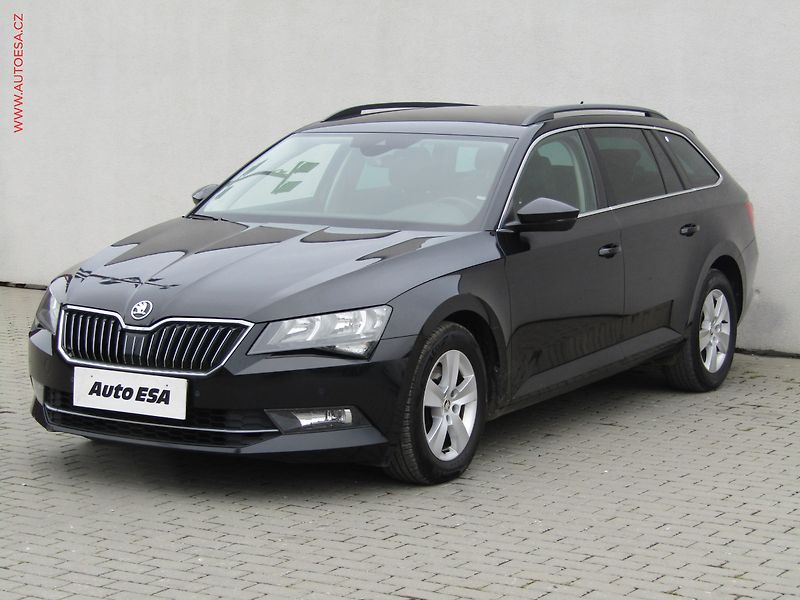 Škoda Superb (2018) 2.0 TDi 4x4, Ambition, DSG - fotka 3 z 18