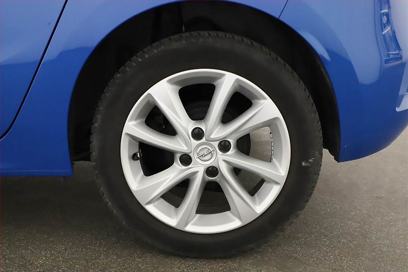 Opel Corsa (2023) 1.2 Turbo, Navi, Tempomat - fotka 19 z 19