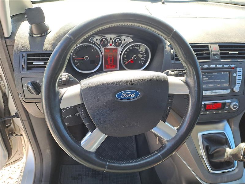 Ford C-MAX 1,6 TDCI TITANIUM - fotka 11 z 15