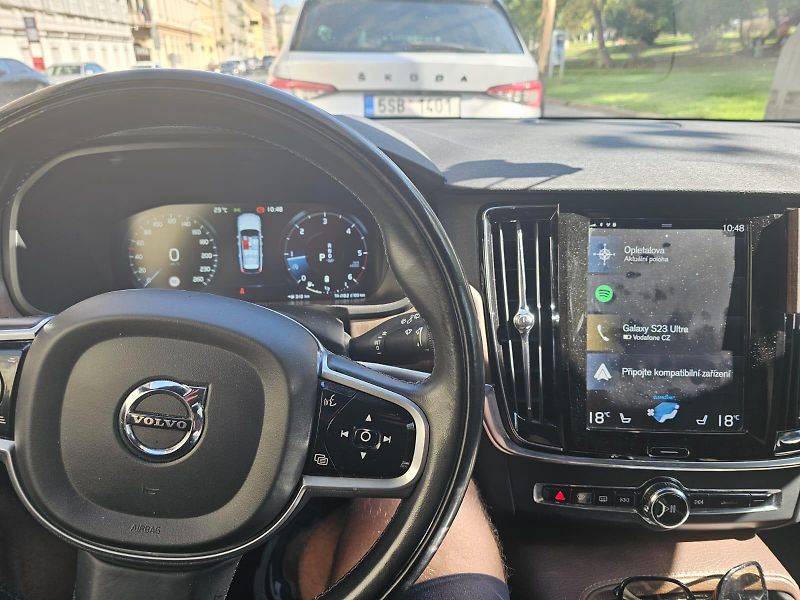 Mercedes-Benz GLA (2014) - fotka 12 z 18