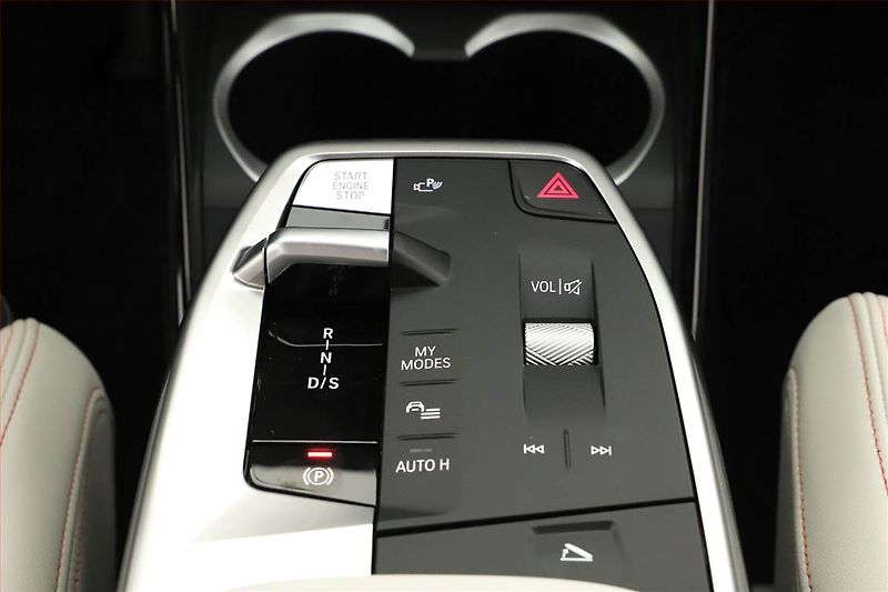 BMW X2 (2025) sDrive20i - fotka 12 z 25