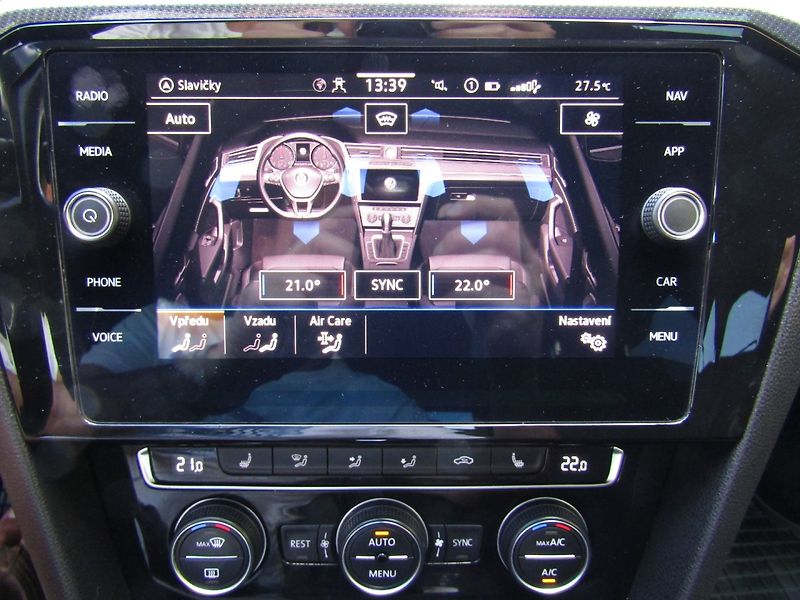 Volkswagen Arteon (2019) 2.0 TDI 140kW R-Line - fotka 39 z 44