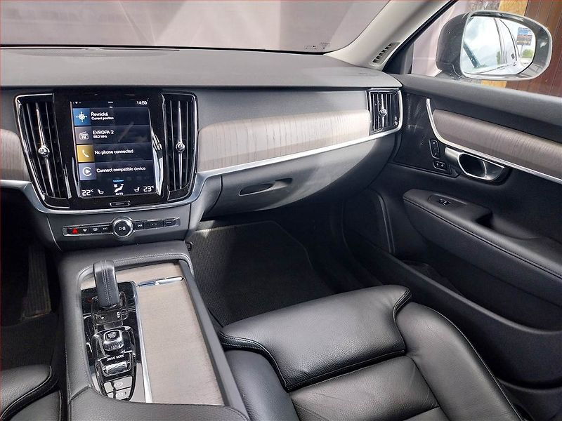 Volvo V90 (2021) Cross Country - fotka 8 z 20