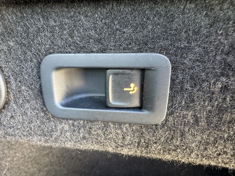 Volkswagen Passat (2023) 2.0 TDI DSG Business Tažné - fotka 31 z 42