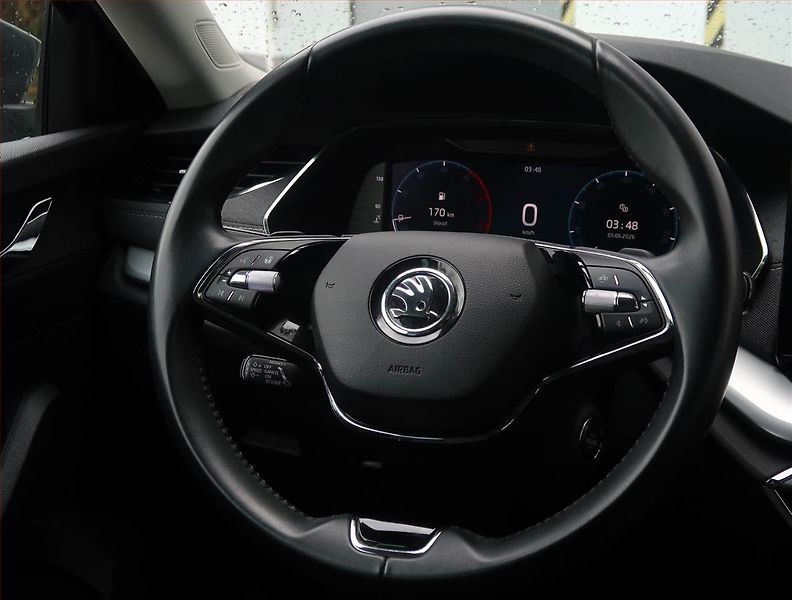 Škoda Octavia (2022) Style 2.0 TDI, Automat, ČR - fotka 18 z 22