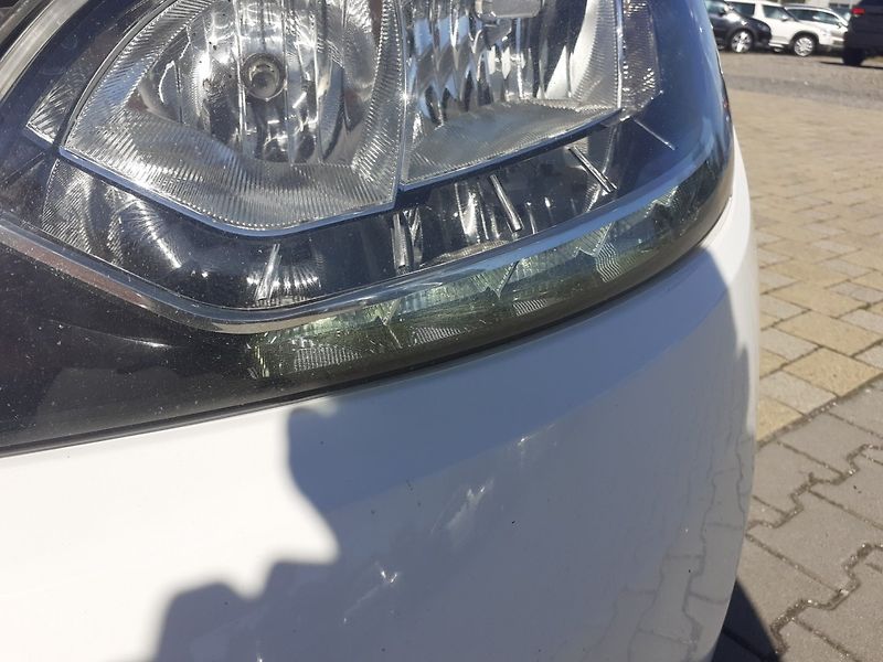 Škoda Citigo (2017) 1.0 MPI STYLE ČR - fotka 19 z 26