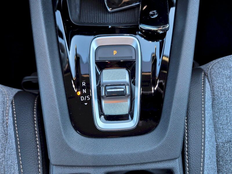 Škoda Octavia (2025) Top Selection 1.5TSi M-HEV 110 - fotka 29 z 32
