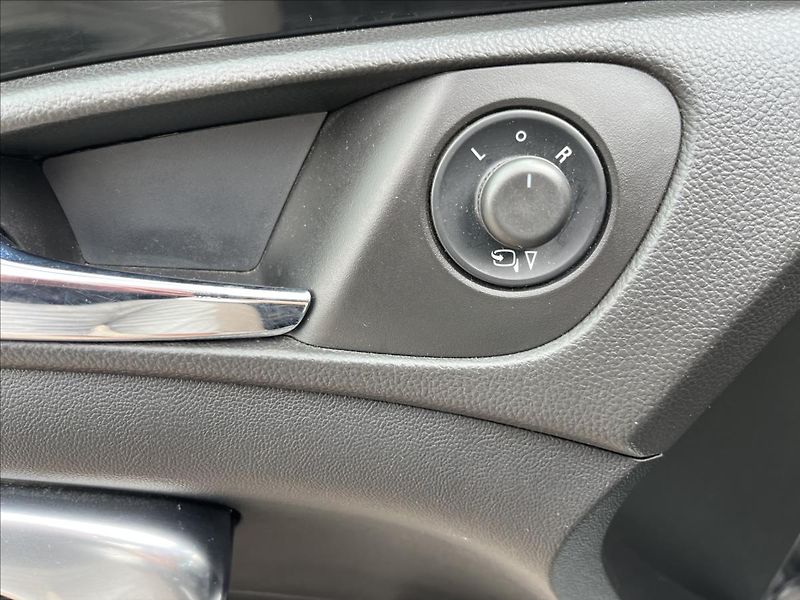 Opel Insignia 2,0 CDTi KLIMA SERVIS ROZVODY - fotka 33 z 44