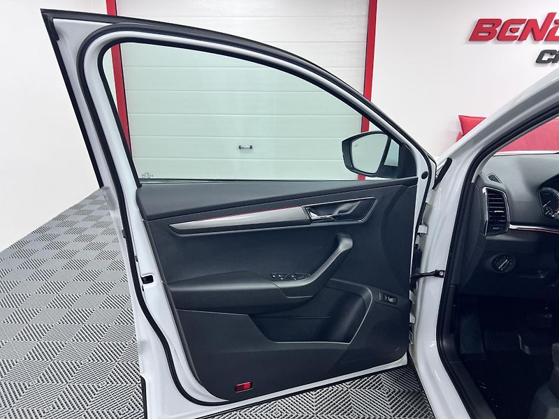Škoda Karoq 2.0 TDI 110 KW 4x4 DSG - fotka 12 z 36