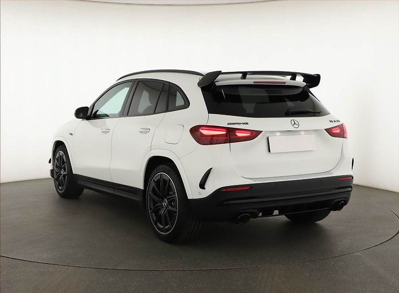 Mercedes-Benz GLA (2026) 35 AMG 4MATIC, AMG - fotka 4 z 20