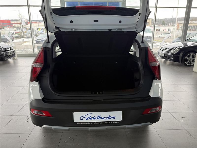 Hyundai Bayon 1,2   61kW,SERVISKA,ČR,1.MAJIT - fotka 21 z 22
