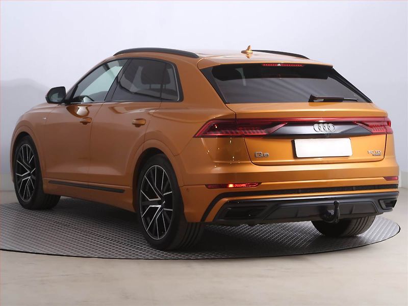 Audi Q8 (2018) 50 TDI - fotka 4 z 32