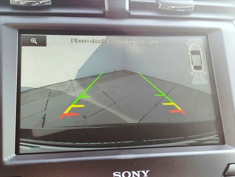 Ford Mondeo 2,0 TDCi Automat Kamera Navi - fotka 34 z 45