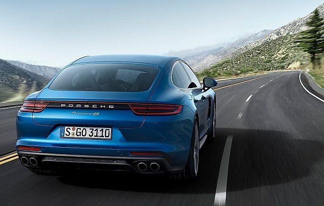 Porsche Panamera.