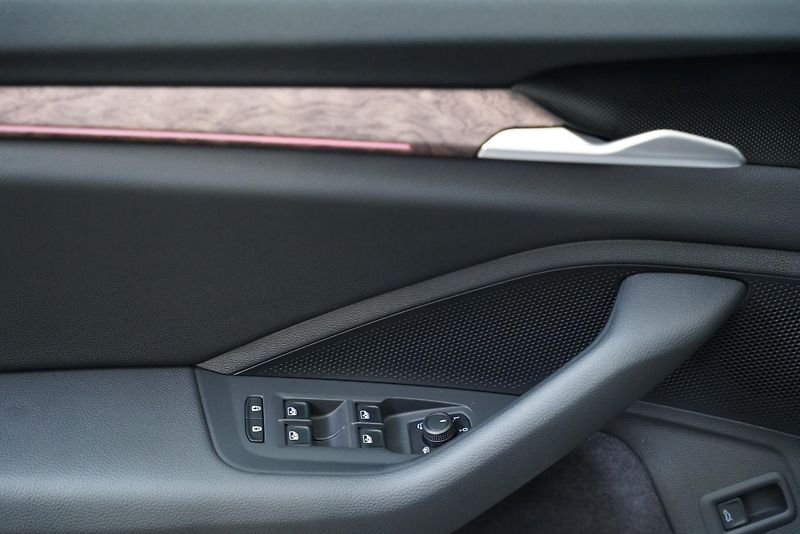 Škoda Superb - fotka 12 z 28