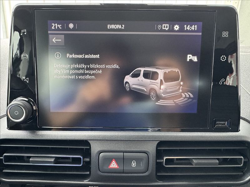 Opel Combo 1,2 T LIFE DPH tažné 1.maj ČR - fotka 38 z 50