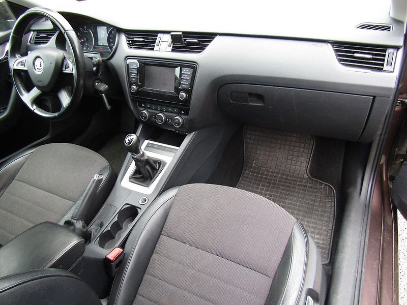 Škoda Octavia (2013) 1.2 TSI 77kW - fotka 14 z 36