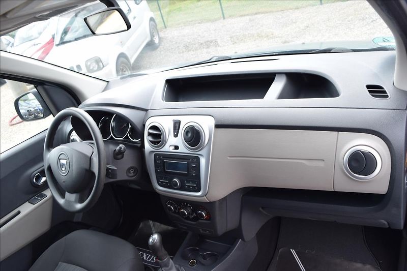 Dacia Dokker 1,2 i 85KW NÍZKÉ KM PO SERVISE - fotka 22 z 47