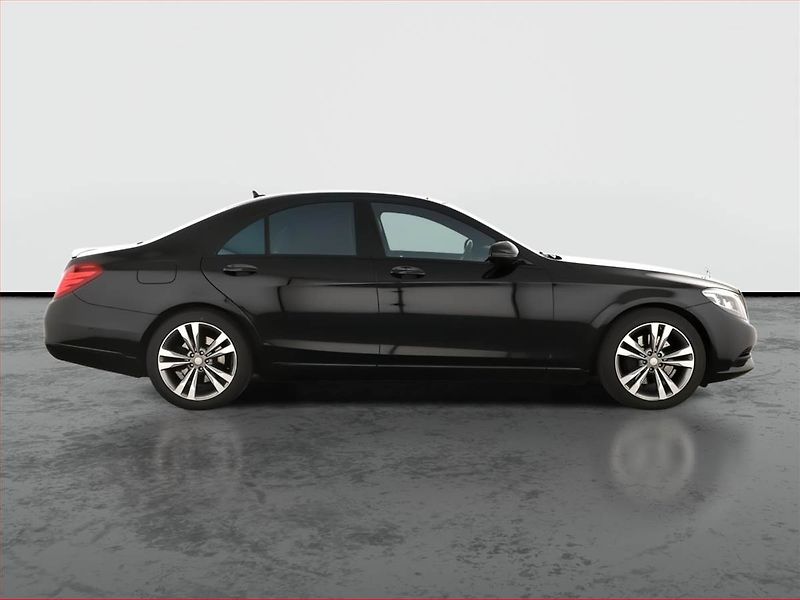 Mercedes-Benz Třídy S (2016) S 350 d 4MATIC - fotka 6 z 31