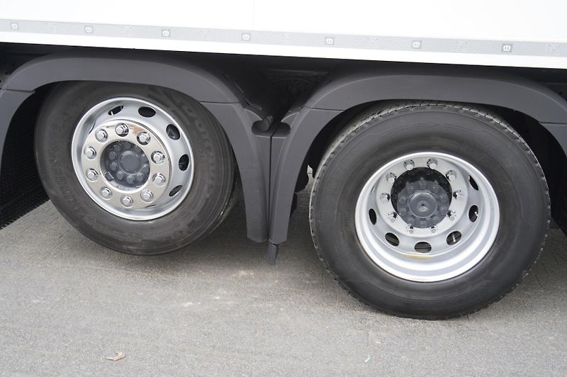 Mercedes-Benz Actros (2020) 2545 6×2 MP5 / KRONE 18 EPAL - fotka 14 z 24