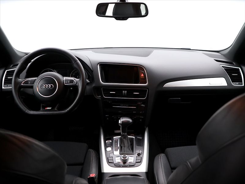 Audi Q5 3.0 TDI 180kW Quattro S-Tronic - fotka 31 z 38