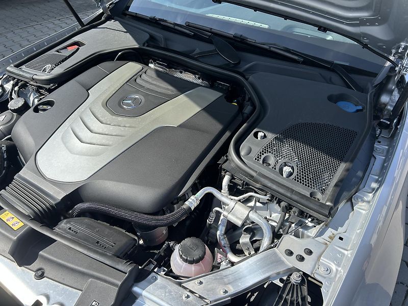 Mercedes-Benz Třídy E E 350d 190kW nové v ČR 58639km - fotka 59 z 61