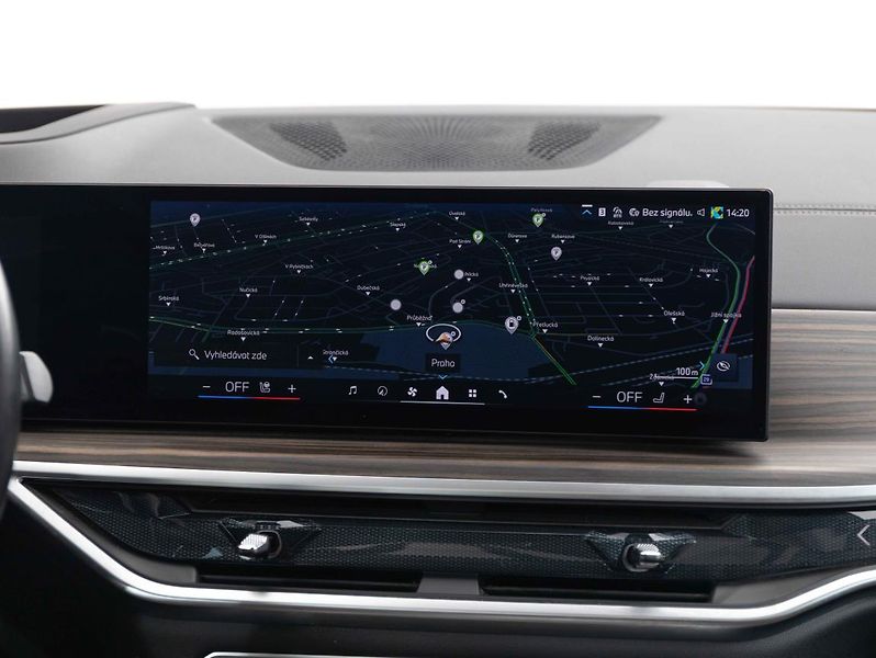 BMW X5 xDrive40d - fotka 14 z 23