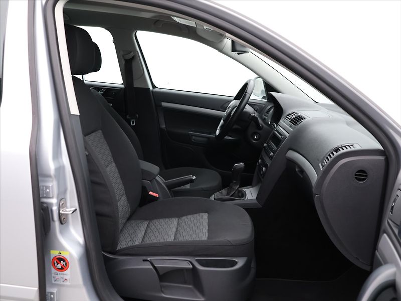 Škoda Octavia 1,4 TSI 90kW Elegance - fotka 11 z 28