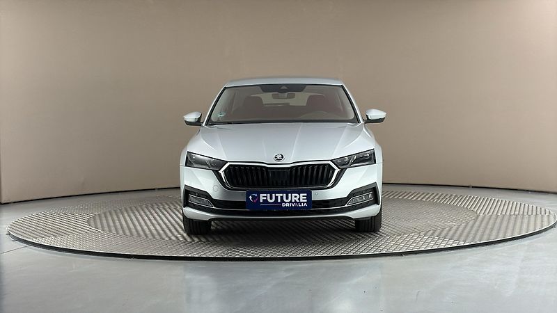 Škoda Octavia 2.0 TDI DSG Style - fotka 3 z 27