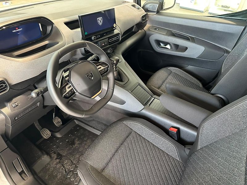 Peugeot Rifter (2025) ALLURE BlueHDi 100 S&S MAN6 N1 - fotka 7 z 19