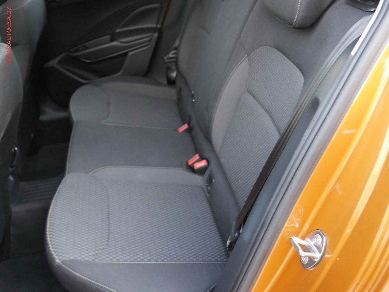 Škoda Fabia (2022) 1.0 TSi, ČR, Style, DSG, +ALU - fotka 10 z 17