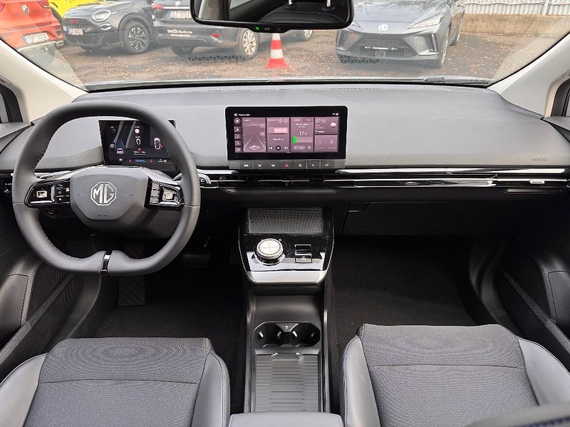 MG MG4 (2025) Electric Exclusive (64 kWh) - fotka 20 z 41