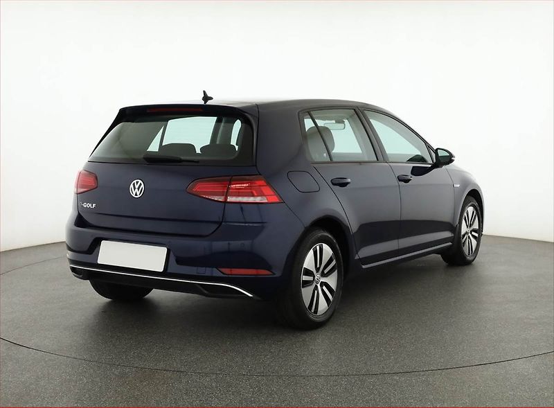 Volkswagen Golf (2021) 32 kWh - 37 Ah, SoH 94% - fotka 5 z 22