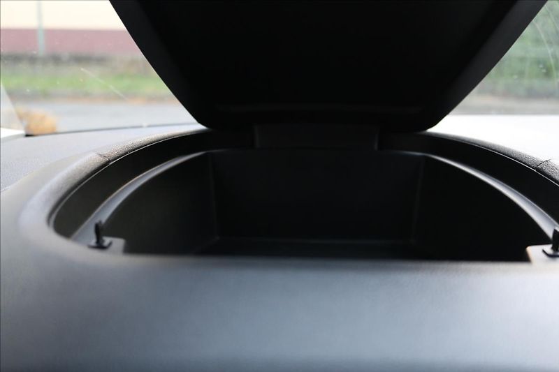 Opel Combo 1,2 LIFE,81KW,87000 Km - fotka 36 z 47