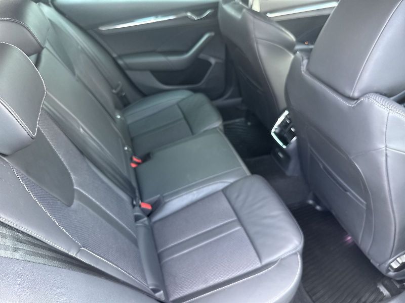 Škoda Octavia (2024) Combi 2.0 TDI DSG Style - fotka 10 z 32