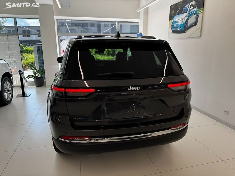 Jeep Grand Cherokee (2026) 2.0 4xe PHEV Limited - fotka 4 z 34