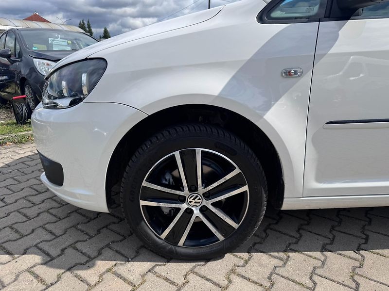 Volkswagen Caddy (2013) EDITION 30 1,6 TDI 75 KW TAŽNÉ - fotka 14 z 50